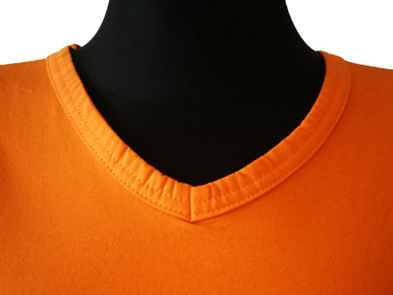 Moteriški marškinėliai  (V.kaklu, Orandžinė spalva)